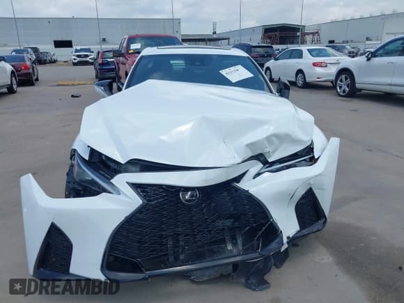 ✅ 2023 Lexus IS 350 F Sport • VIN: JTHGZ1B26P5071871 • Лот: 42103497. Опубликован ранее на IAAI с пробегом 16 456 миль. Бесплатный доступ к архиву аукционных продаж из США и подробный отчёт об истории автомобиля на DreamBid. Изображение 13.