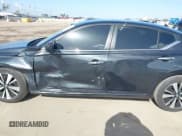 ✅ 2022 Nissan Altima SV • VIN: 1N4BL4DV2NN367074 • Lot: 41936083. Wystawiony na IAAI z przebiegiem 34 878 mil. Bezpłatny archiwum sprzedaży aukcyjnych z USA i szczegółowy raport historii pojazdu na DreamBid. Zdjęcie 14.