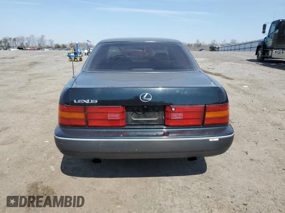 ✅ 1993 Lexus LS • VIN: JT8UF11E6P0175765 • Лот: 47303144. Опубликован ранее на Copart с пробегом Не указан. Бесплатный доступ к архиву аукционных продаж из США и подробный отчёт об истории автомобиля на DreamBid. Изображение 6.