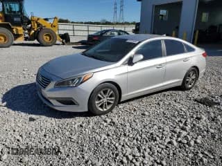 ✅ 2015 Hyundai Sonata SE • VIN: 5NPE24AF8FH024682 • Лот: 84303405. Опубликован ранее на Copart с пробегом 206 586 миль. Бесплатный доступ к архиву аукционных продаж из США и подробный отчёт об истории автомобиля на DreamBid. Изображение 1.