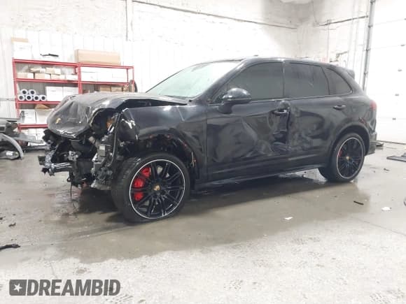 ✅ 2016 Porsche Cayenne GTS • VIN: WP1AD2A24GLA75425 • Lot: 41831754. Listed on IAAI with 92,065 mi. Free auction sales archive from the USA and detailed vehicle history report at DreamBid. Image 2.