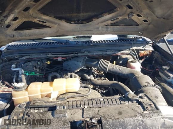 ✅ 2004 Ford F-250 XL • VIN: 1FTNW21L24EA16797 • Lot: 41747547. Wystawiony na IAAI z przebiegiem Nie podano. Bezpłatny archiwum sprzedaży aukcyjnych z USA i szczegółowy raport historii pojazdu na DreamBid. Zdjęcie 10.