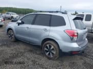 ✅ 2017 Subaru Forester Limited • VIN: JF2SJAJC2HH420510 • Lot: 43388893. Wystawiony na IAAI z przebiegiem 81 963 mil. Bezpłatny archiwum sprzedaży aukcyjnych z USA i szczegółowy raport historii pojazdu na DreamBid. Zdjęcie 3.