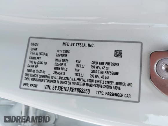 ✅ 2024 Tesla Model 3 • VIN: 5YJ3E1EAXRF853350 • Lot: 41946954. Wystawiony na IAAI z przebiegiem Nie podano. Bezpłatny archiwum sprzedaży aukcyjnych z USA i szczegółowy raport historii pojazdu na DreamBid. Zdjęcie 9.