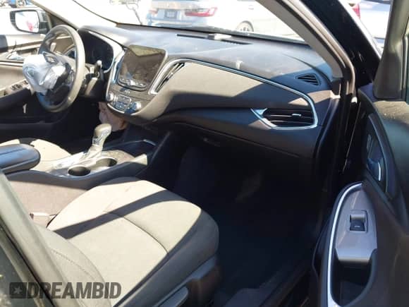 2021 Chevrolet Malibu LT z VIN 1G1ZD5ST4MF029092, wystawiony jako IAAI lot #43140843 z przebiegiem 82 605 mil mil oraz . Historia ofert i sprzedaży dostępna na DreamBid. Obrazek 5.