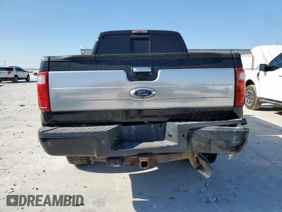 ✅ 2014 Ford F-350 XLT • VIN: 1FT8W3BT3EEB61947 • Lot: 92820115. Listed on Copart with 255,508 mi. Free auction sales archive from the USA and detailed vehicle history report at DreamBid. Image 6.