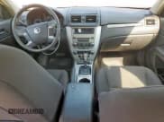 ✅ 2010 Mercury Milan • VIN: 3MEHM0HA1AR665722 • Lot: 71629835. Wystawiony na Copart z przebiegiem 145 473 mil. Bezpłatny archiwum sprzedaży aukcyjnych z USA i szczegółowy raport historii pojazdu na DreamBid. Zdjęcie 8.