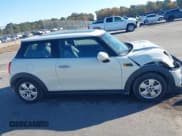 ✅ 2015 MINI Hardtop • VIN: WMWXM5C58F3A56864 • Лот: 43595666. Опубликован ранее на IAAI с пробегом 85 669 миль. Бесплатный доступ к архиву аукционных продаж из США и подробный отчёт об истории автомобиля на DreamBid. Изображение 13.