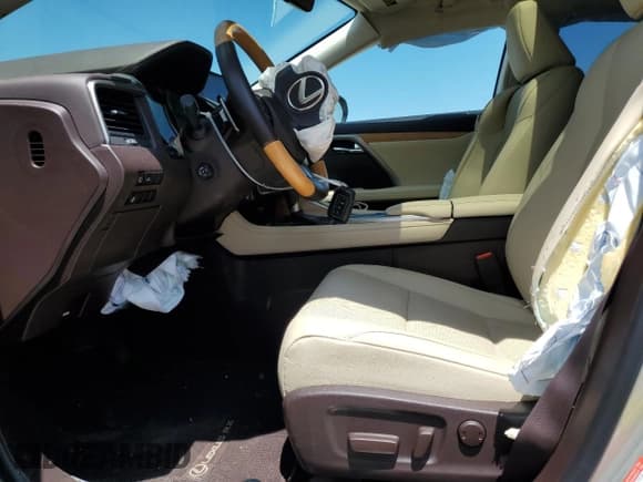 ✅ 2020 Lexus RX 350L • VIN: JTJHZKEA1L2017739 • Lot: 65697825. Listed on Copart with 33,413 mi. Free auction sales archive from the USA and detailed vehicle history report at DreamBid. Image 7.