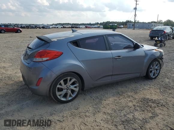 ✅ 2016 Hyundai Veloster • VIN: KMHTC6AD3GU262568 • Lot: 65915054. Wystawiony na Copart z przebiegiem Nie podano. Bezpłatny archiwum sprzedaży aukcyjnych z USA i szczegółowy raport historii pojazdu na DreamBid. Zdjęcie 3.