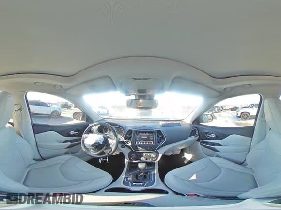 ✅ 2021 Jeep Cherokee Latitude Lux • VIN: 1C4PJLMX7MD151209 • Lot: 86185525. Listed on Copart with 47,385 mi. Free auction sales archive from the USA and detailed vehicle history report at DreamBid. Image 15.