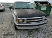 ✅ 1995 Chevrolet S-10 LS • VIN: 1GCCS19W6S8190511 • Лот: 84840244. Опубликован ранее на Copart с пробегом 232 828 миль. Бесплатный доступ к архиву аукционных продаж из США и подробный отчёт об истории автомобиля на DreamBid. Изображение 11.