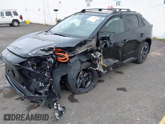 ✅ 2025 Toyota bZ4X XLE • VIN: JTMABACA3SA097006 • Лот: 43378640. Опубликован ранее на IAAI с пробегом 7 958 миль. Бесплатный доступ к архиву аукционных продаж из США и подробный отчёт об истории автомобиля на DreamBid. Изображение 6.