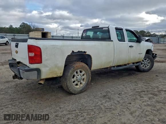 ✅ 2013 Chevrolet Silverado 2500HD Work Truck • VIN: 1GC2KVCG0DZ272333 • Лот: 94529795. Опубликован ранее на Copart с пробегом 186 361 миль. Бесплатный доступ к архиву аукционных продаж из США и подробный отчёт об истории автомобиля на DreamBid. Изображение 3.