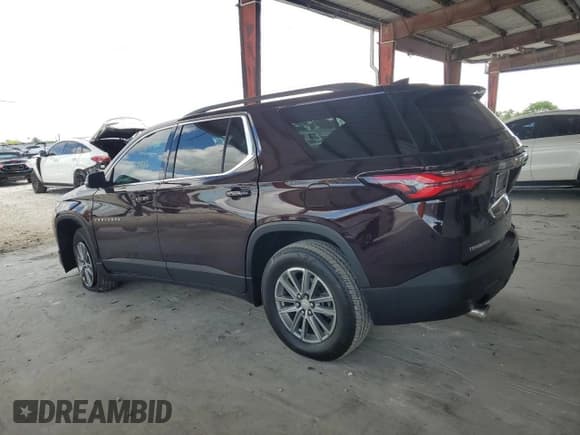 ✅ 2023 Chevrolet Traverse LT Cloth • VIN: 1GNERGKW0PJ129423 • Lot: 49890424. Wystawiony na Copart z przebiegiem 17 836 mil. Bezpłatny archiwum sprzedaży aukcyjnych z USA i szczegółowy raport historii pojazdu na DreamBid. Zdjęcie 2.