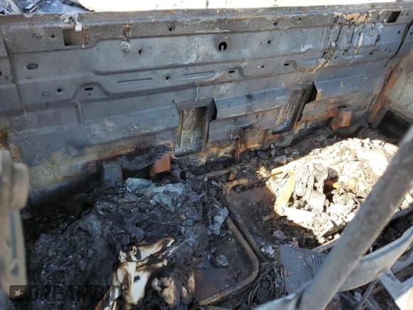 ✅ 2000 Dodge Dakota Sport • VIN: 1B7GL22Z9YS587361 • Lot: 82419755. Wystawiony na Copart z przebiegiem Nie podano. Bezpłatny archiwum sprzedaży aukcyjnych z USA i szczegółowy raport historii pojazdu na DreamBid. Zdjęcie 10.