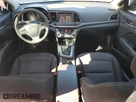 2018 Hyundai Elantra Value Edition с VIN 5NPD84LFXJH302952, выставлен на аукционе Copart как лот 82061195 с пробегом 123 612 миль миль и Списание • Salvage title. История ставок и продаж доступна на DreamBid. Изображение 8.