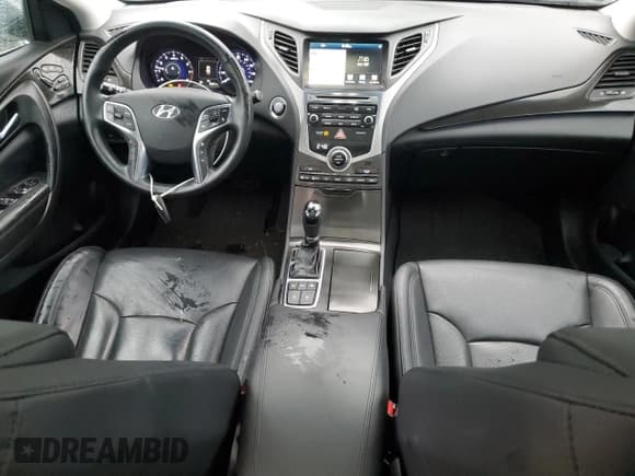 ✅ 2017 Hyundai Azera Limited • VIN: KMHFH4JG4HA590422 • Lot: 92726045. Listed on Copart with 36,041 mi. Free auction sales archive from the USA and detailed vehicle history report at DreamBid. Image 8.