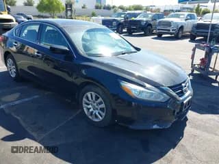✅ 2016 Nissan Altima SR • VIN: 1N4AL3AP1GC233697 • Lot: 43435513. Listed on IAAI with 241,036 mi. Free auction sales archive from the USA and detailed vehicle history report at DreamBid. Image 1.