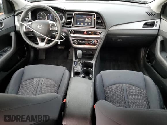 ✅ 2018 Hyundai Sonata SE • VIN: 5NPE24AF4JH681004 • Лот: 42092963. Опубликован ранее на Copart с пробегом 107 982 миль. Бесплатный доступ к архиву аукционных продаж из США и подробный отчёт об истории автомобиля на DreamBid. Изображение 8.