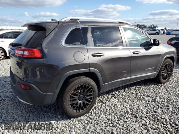 ✅ 2017 Jeep Cherokee Limited • VIN: 1C4PJMDB7HW537357 • Lot: 91084155. Wystawiony na Copart z przebiegiem 138 225 mil. Bezpłatny archiwum sprzedaży aukcyjnych z USA i szczegółowy raport historii pojazdu na DreamBid. Zdjęcie 3.