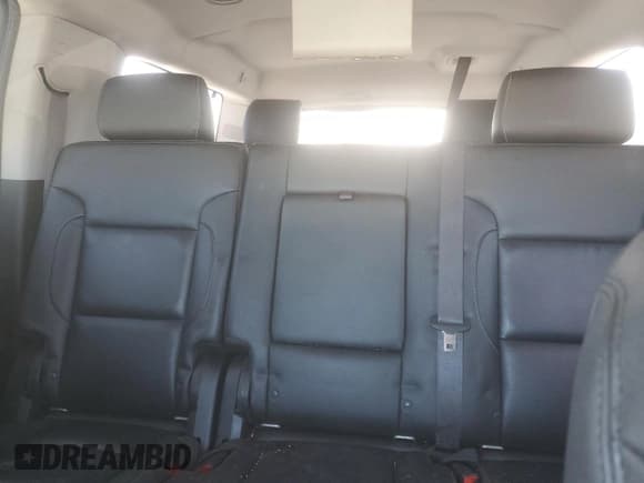 ✅ 2016 Chevrolet Suburban LT • VIN: 1GNSCHKC3GR195918 • Lot: 47218965. Listed on Copart with 112,777 mi. Free auction sales archive from the USA and detailed vehicle history report at DreamBid. Image 10.