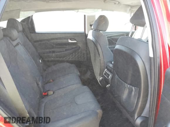 ✅ 2021 Hyundai Santa Fe SE • VIN: 5NMS14AJXMH333462 • Lot: 43438209. Wystawiony na IAAI z przebiegiem 71 077 mil. Bezpłatny archiwum sprzedaży aukcyjnych z USA i szczegółowy raport historii pojazdu na DreamBid. Zdjęcie 8.