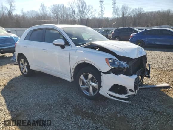 ✅ 2019 Audi Q3 Premium • VIN: WA1AECF39K1081015 • Lot: 46074675. Listed on Copart with 73,369 mi. Free auction sales archive from the USA and detailed vehicle history report at DreamBid. Image 4.