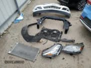 ✅ 2015 Chevrolet Traverse LT • VIN: 1GNKRGKD3FJ330460 • Лот: 89517755. Опубликован ранее на Copart с пробегом Не указан. Бесплатный доступ к архиву аукционных продаж из США и подробный отчёт об истории автомобиля на DreamBid. Изображение 13.