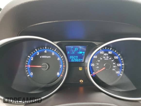 2015 Hyundai Tucson GLS z VIN KM8JTCAF0FU069123, wystawiony jako Copart lot #74637823 z przebiegiem 82 869 mil mil oraz . Historia ofert i sprzedaży dostępna na DreamBid. Obrazek 9.