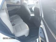 ✅ 2017 Hyundai Santa Fe 2.4L • VIN: 5XYZUDLB6HG432873 • Лот: 43500879. Опубликован ранее на IAAI с пробегом 160 025 миль. Бесплатный доступ к архиву аукционных продаж из США и подробный отчёт об истории автомобиля на DreamBid. Изображение 8.