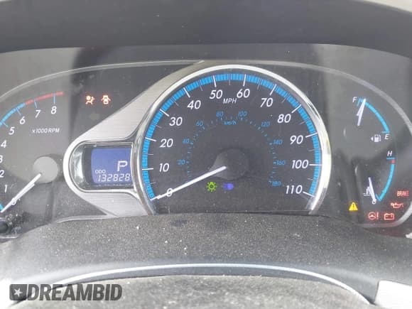 ✅ 2012 Toyota Sienna XLE • VIN: 5TDDK3DC8CS044153 • Lot: 42174323. Wystawiony na IAAI z przebiegiem 132 828 mil. Bezpłatny archiwum sprzedaży aukcyjnych z USA i szczegółowy raport historii pojazdu na DreamBid. Zdjęcie 7.