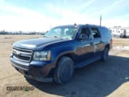 ✅ 2009 Chevrolet Suburban LS • VIN: 1GNFC16029R200974 • Lot: 41370873. Listed on IAAI with 207,649 mi. Free auction sales archive from the USA and detailed vehicle history report at DreamBid. Image 2.