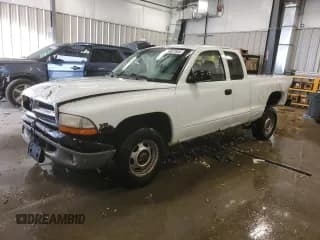 ✅ 2000 Dodge Dakota • VIN: 1B7GL22X7YS686484 • Lot: 76627004. Wystawiony na Copart z przebiegiem 86 083 mil. Bezpłatny archiwum sprzedaży aukcyjnych z USA i szczegółowy raport historii pojazdu na DreamBid. Zdjęcie 1.