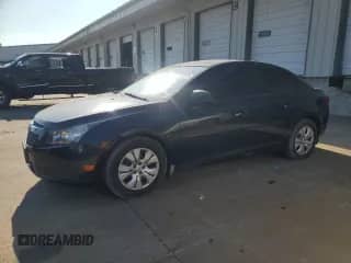 2014 Chevrolet Cruze LS с VIN 1G1PB5SH1E7208226, выставлен на аукционе Copart как лот 81093075 с пробегом 168 011 миль миль и Чистый • Clean title. История ставок и продаж доступна на DreamBid. Изображение 1.