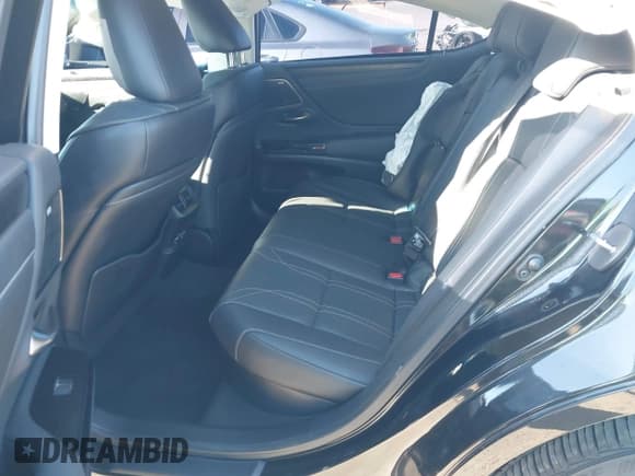 ✅ 2024 Lexus ES 300h Luxury • VIN: 58AEA1C1XRU045759 • Lot: 40873012. Listed on IAAI with 9,275 mi. Free auction sales archive from the USA and detailed vehicle history report at DreamBid. Image 8.