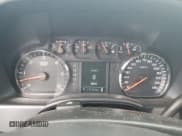 ✅ 2017 Chevrolet Silverado 1500 Custom • VIN: 1GCRCPEH0HZ286493 • Lot: 62863695. Wystawiony na Copart z przebiegiem 172 157 mil. Bezpłatny archiwum sprzedaży aukcyjnych z USA i szczegółowy raport historii pojazdu na DreamBid. Zdjęcie 9.