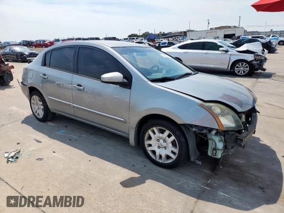 ✅ 2011 Nissan Sentra S • VIN: 3N1AB6AP4BL730998 • Lot: 71839085. Wystawiony na Copart z przebiegiem 183 673 mil. Bezpłatny archiwum sprzedaży aukcyjnych z USA i szczegółowy raport historii pojazdu na DreamBid. Zdjęcie 4.
