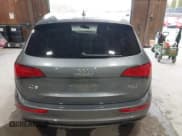 ✅ 2014 Audi Q5 Premium Plus • VIN: WA1DGAFP8EA012318 • Lot: 43580989. Wystawiony na IAAI z przebiegiem 122 943 mil. Bezpłatny archiwum sprzedaży aukcyjnych z USA i szczegółowy raport historii pojazdu na DreamBid. Zdjęcie 16.