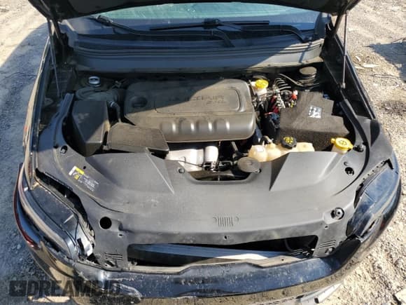 ✅ 2019 Jeep Cherokee Altitude • VIN: 1C4PJLLB5KD485080 • Lot: 69173115. Listed on Copart with 106,382 mi. Free auction sales archive from the USA and detailed vehicle history report at DreamBid. Image 12.