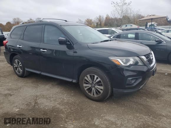 ✅ 2018 Nissan Pathfinder S • VIN: 5N1DR2MM2JC602121 • Lot: 90331085. Wystawiony na Copart z przebiegiem 179 514 mil. Bezpłatny archiwum sprzedaży aukcyjnych z USA i szczegółowy raport historii pojazdu na DreamBid. Zdjęcie 4.
