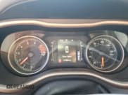 ✅ 2016 Jeep Cherokee Latitude • VIN: 1C4PJMCS5GW148135 • Lot: 90267095. Wystawiony na Copart z przebiegiem 117 896 mil. Bezpłatny archiwum sprzedaży aukcyjnych z USA i szczegółowy raport historii pojazdu na DreamBid. Zdjęcie 9.