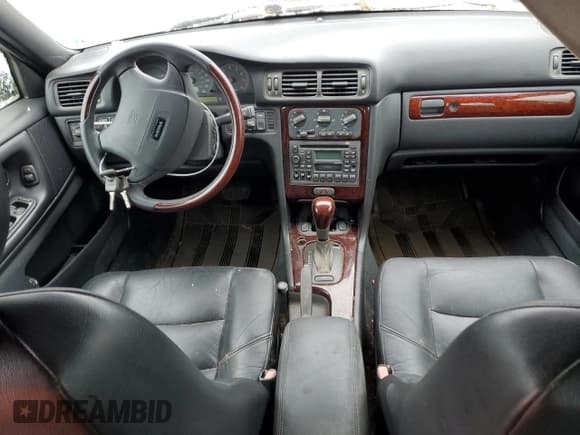 ✅ 2000 Volvo V70 • VIN: YV1LZ56D2Y2736636 • Лот: 84540094. Опубликован ранее на Copart с пробегом Не указан. Бесплатный доступ к архиву аукционных продаж из США и подробный отчёт об истории автомобиля на DreamBid. Изображение 8.