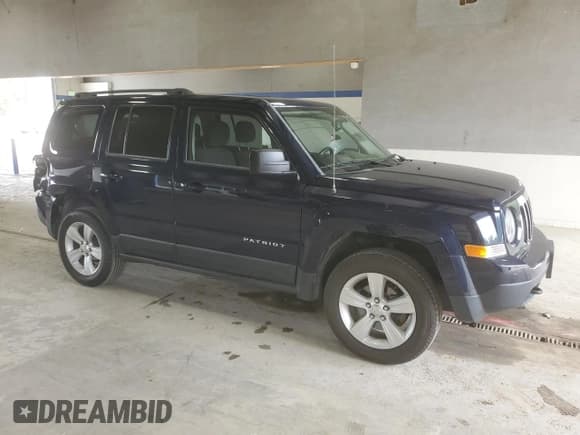 ✅ 2015 Jeep Patriot Latitude • VIN: 1C4NJRFB5FD125674 • Лот: 60282055. Опубликован ранее на Copart с пробегом 73 330 миль. Бесплатный доступ к архиву аукционных продаж из США и подробный отчёт об истории автомобиля на DreamBid. Изображение 4.