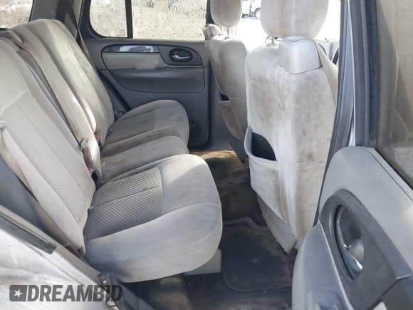 ✅ 2008 GMC Envoy SLE1 • VIN: 1GKDS13S682206541 • Lot: 41326247. Listed on IAAI with 269,301 mi. Free auction sales archive from the USA and detailed vehicle history report at DreamBid. Image 8.