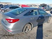 ✅ 2017 Hyundai Sonata SE • VIN: 5NPE24AF4HH488622 • Lot: 43645366. Listed on IAAI with 118,556 mi. Free auction sales archive from the USA and detailed vehicle history report at DreamBid. Image 4.