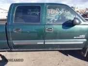 ✅ 2003 Chevrolet Silverado 2500HD LS • VIN: 1GCHK23193F166158 • Lot: 41483404. Wystawiony na IAAI z przebiegiem 238 704 mil. Bezpłatny archiwum sprzedaży aukcyjnych z USA i szczegółowy raport historii pojazdu na DreamBid. Zdjęcie 13.