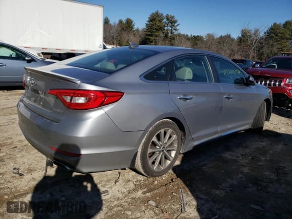 ✅ 2016 Hyundai Sonata Sport • VIN: 5NPE34AF1GH302868 • Lot: 39538343. Listed on Copart with 96,940 mi. Free auction sales archive from the USA and detailed vehicle history report at DreamBid. Image 3.