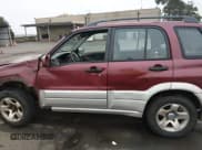 ✅ 2000 Suzuki Grand Vitara JLX • VIN: JS3TD62V9Y4112122 • Lot: 43838714. Listed on IAAI with Not provided. Free auction sales archive from the USA and detailed vehicle history report at DreamBid. Image 14.