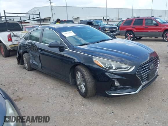2018 Hyundai Sonata SE с VIN 5NPE24AF8JH674685, выставлен на аукционе IAAI как лот 42988352 с пробегом 169 761 миль миль и . История ставок и продаж доступна на DreamBid. Изображение 1.